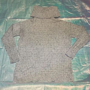 ANN TAYLOR LOFT LIGHT PINK/MULTI COLORED TURTLENECK